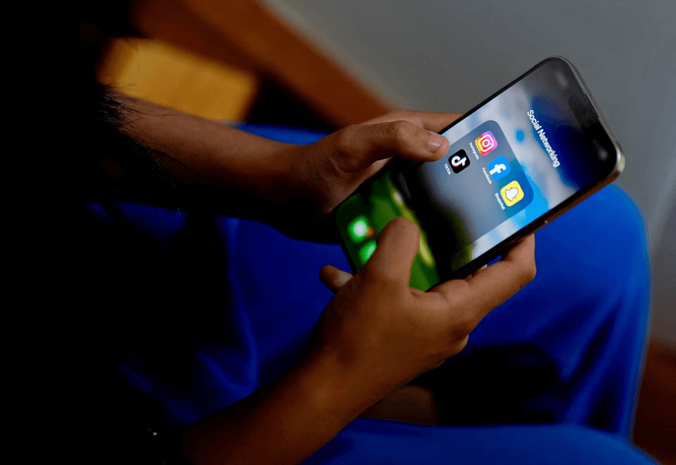 Pakistan’s Punjab Assembly resolution seeks nationwide under-16 social media restrictions