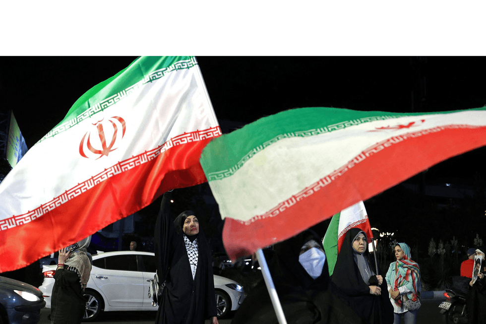 Iran strikes Gulf neighbors after new US attacks